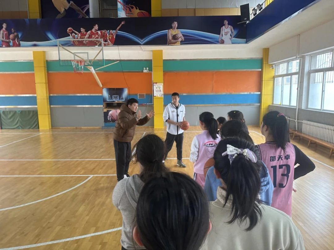 如何在比赛中发现和发展球员潜力_1